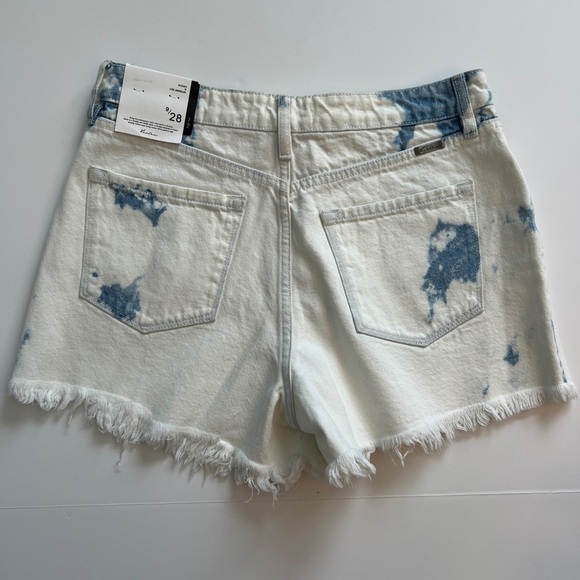 Kancan High Rise Bleached Shorts, Size 9/28 NWT! - Picture 4 of 4